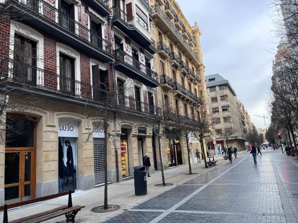 Apartamento Mentura Centro De San Sebastian Parking Free Exteriör bild